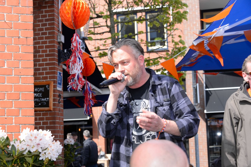 ../Images/Roved bij cafe De Punt Koningsdag 2017 016.jpg